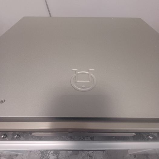 Reference Class Audiophile Primare CD31 CD player just been serviced world renowned as been one of the finest Analog sound stage CD players