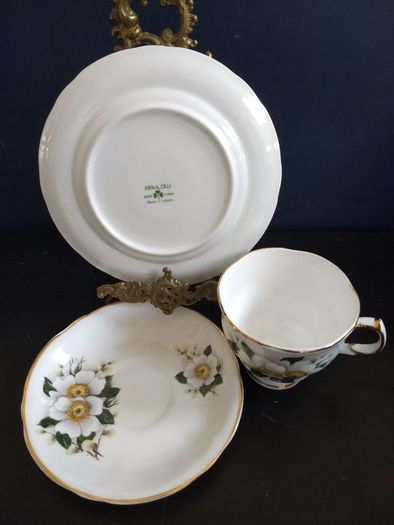 Fabulous Arklow Pottery Bone China Trio in "Display-Only" Condition - a Lovely Floral Pattern in White, Yellow and Green.