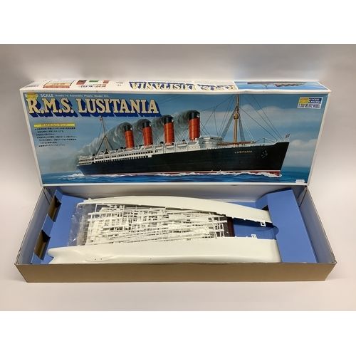 1:350th Scale R.M.S. Lusitania ship Model Kit