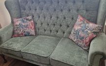 Free queen Anne couch