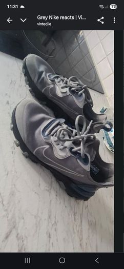 Nike reacts runners