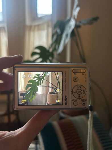 Sanyo E10 Digital Camera