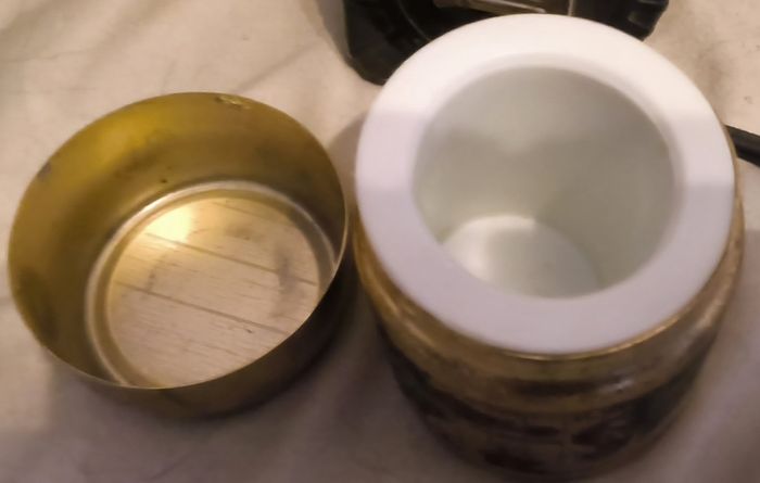 vintage tobacco/ice bucket
