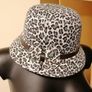 Women's Hats Brand New Grey Leopard Print Image 2