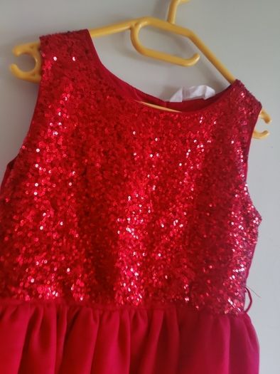 girls red dress