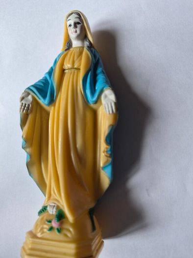 Statue of Mary