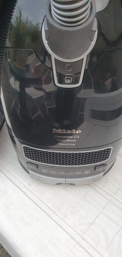 Miele hoover