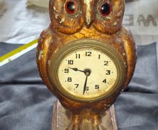 Rare Antique Cold Painted Bronze Clock in form of an Owl. The decorative dial sits in the owls belly and has wind up movement,