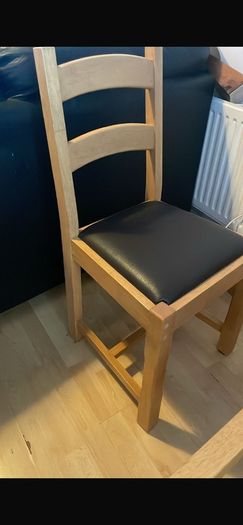 table and chairs