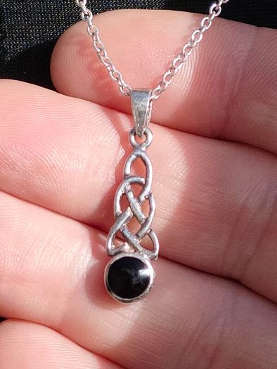 Celtic Knot and Onyx Sterling Silver pendant set