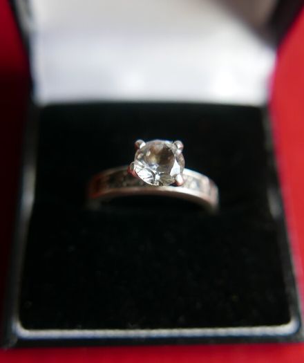 Vintage Sterling Silver 925 Statement Solitaire Ring with Round Faceted White Topaz size P  - 3,51g