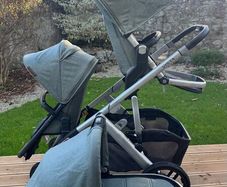 Vista V2 Pram/Carrycot
