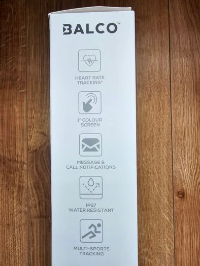 fitness tracker, used only once, excellent condition