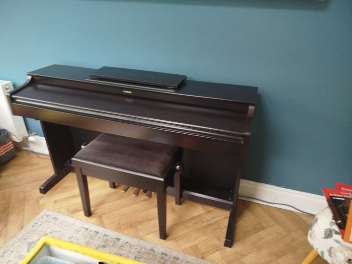 Yamaha Piano