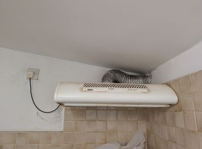 Extractor hood