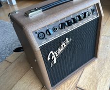 Fender Acoustasonic 15 Amplifier