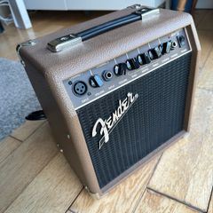 Fender Acoustasonic 15 Amplifier