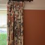 Curtains and curtain pole Image 3