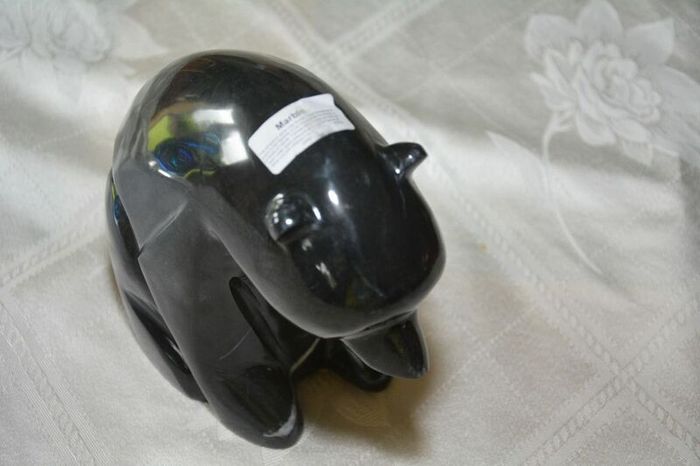 Onyx Marble Black Bear