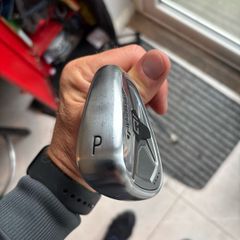 Taylormade Qi max irons regular shaft