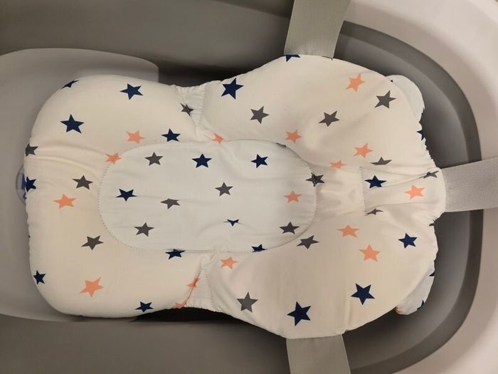 Baby bath tube
