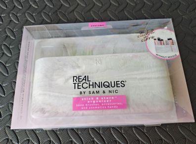 Real Techniques Organizer