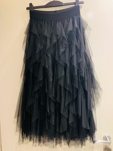 Never worn Size S-M NEW Black tiulle skirt