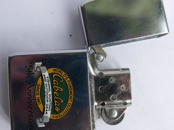 2007 Zippo Cabelas World's Foremost Outfitters Lighter