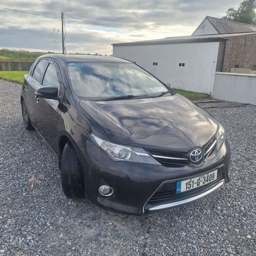 Toyota Auris 2015