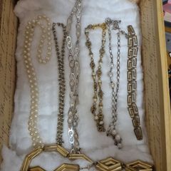 7 Vintage Necklaces Bundle