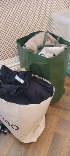 Used clothes bundle womens size xs-M