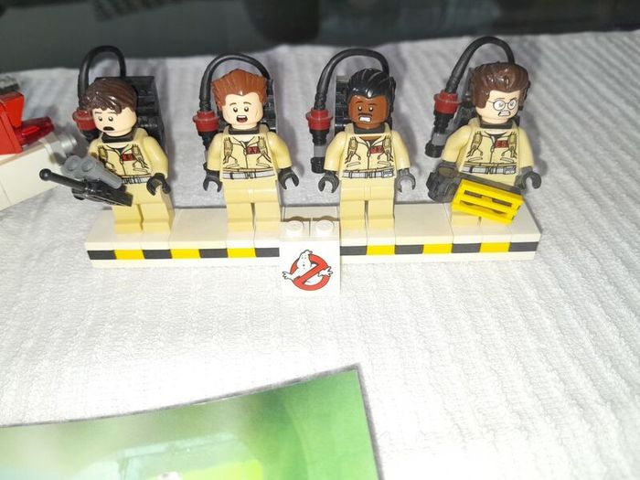 Lego Ghostbusters Ecto-1