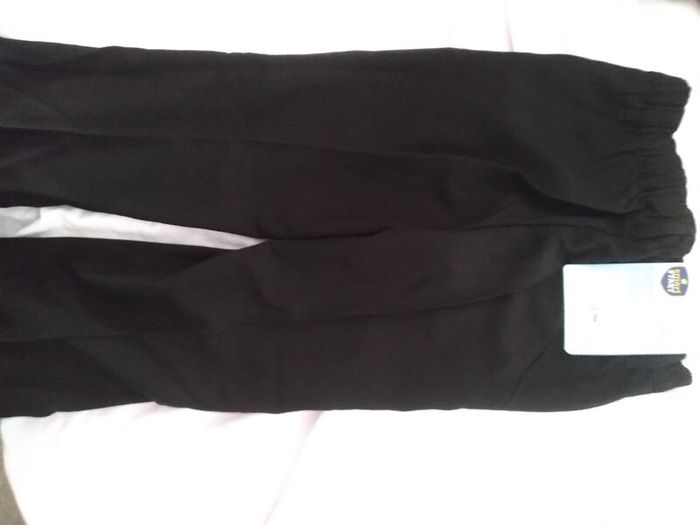 School uniform 6 to 7 and 7 to 8 years brand new with tag in wrapper