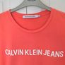 calvin klein tshirt size medium ptp 20" in excellent condition Image 3