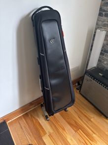 As New - Gruvgear Kapsule Electric Guitar Case