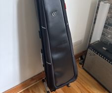 As New - Gruvgear Kapsule Electric Guitar Case