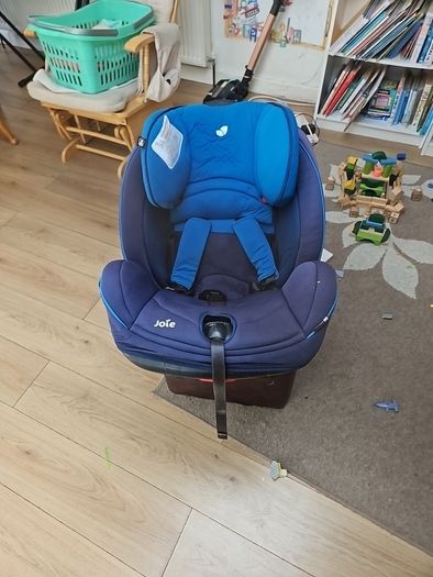 JOIE new born car