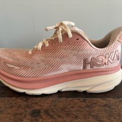 Hoka Clifton 9