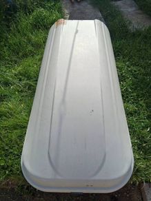 Roof box