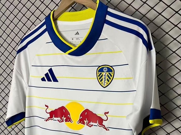 Leeds united 26/27 home soccer jersey