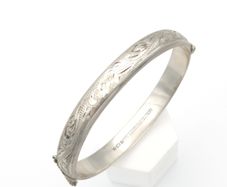 Vintage 1979 Sterling Silver Bangle