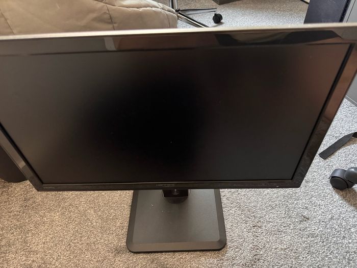 monitor 24