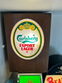 Carlsberg Light up font