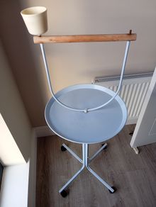 Bird stand