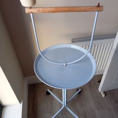 Bird stand