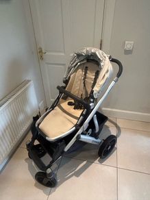 Travel system- baby