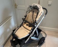 Travel system- baby