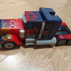 Transformer optimus prime