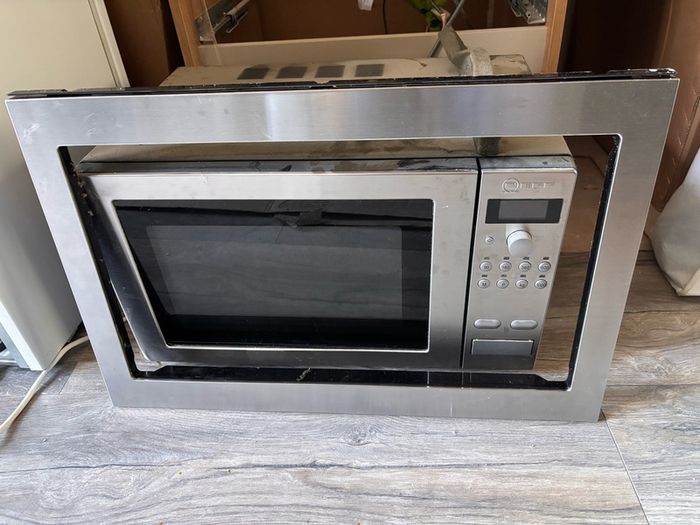 Neff integrated microwave