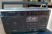 Vintage Philips radio D 2615 works